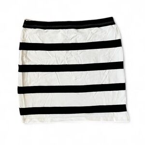 H&M Black and White Striped Women's Skirt